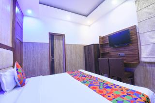 FabHotel City Walk - 1