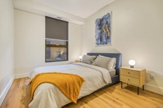 Chic Downtown Montreal Stay Near Bell Centre - 2