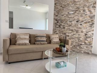 Seafront 1 Bedroom Apartment - Steps from Ashkelon Beach & Marina - 6