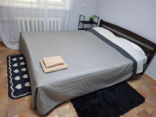 Cozy Grey Studio - 9