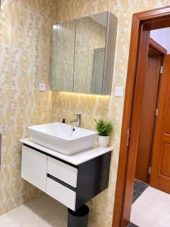 Isaro Home Apartment - 9