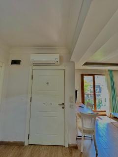 Garage Suite - 2
