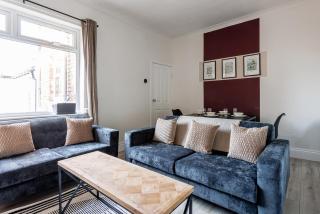 Inviting 3BR Norton Home Sleeps 7 by Stay With Us - 9