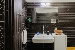 Prague Days Maisonette with Smart TV and Workspace in New Town - 1