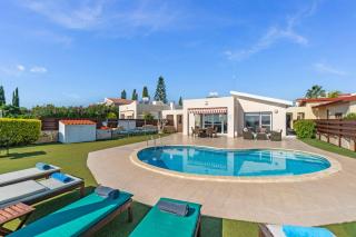 Villa Marina Sunrise by Ezoria Villas - 9