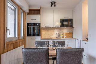 Clos Savoy - New Apartment Close to City center & Free parking - By Cozee Rentals - 2