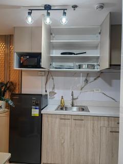 Elegant Hotel-Inspired Studio in Casa Mira Towers Mandaue - 1