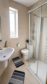 Bright & Modern Qawra Stay - 1