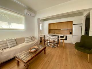 Family & Friends 4-Bedroom beach break! - 5