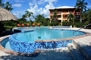 Beach Walkout Condo 112 3BR2BA Sleeps 8 - 9
