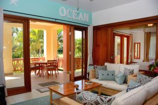 Beach Walkout Condo 112 3BR2BA Sleeps 8 - 5