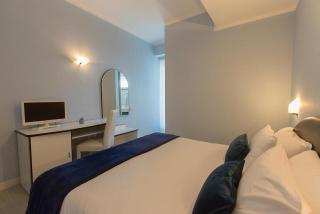 Hotel Trevi Riccione, in centro sul mare con cucina - 2