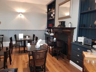 Kingswood Guest House - 4
