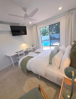 Private Pool Home 5 Min Drive to Mooloolaba Beach - 8