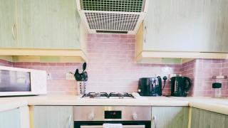 Bright and Modern 2BR House on Quiet Street - 6