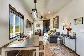 River Views & Rural Charm: Springfield Retreat - 9