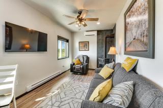 River Views & Rural Charm: Springfield Retreat - 6