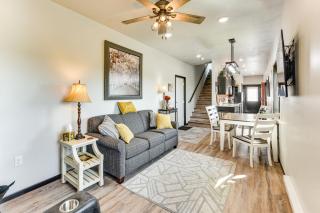 River Views & Rural Charm: Springfield Retreat - 3