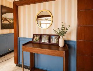 Nile Front 3BR Maadi Balcony & Stunning Views Jacuzzi in Select Units - 5