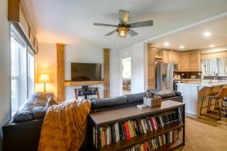 1 Mi to Dtwn Driggs! Secluded Escape w/ Yard - 5