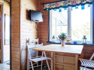 4 person holiday home in Hamburgsund - 8