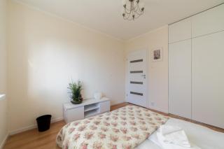 Grunwald Homely Apartment by BookingHost - 4
