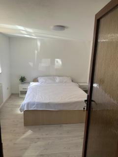 Diana House - 5