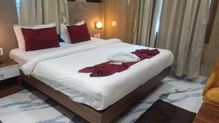 Hotel! BHAGIRATHIPALACE- BR Palace- Sea View Hotel- Near Beach And Temple PURI - 7
