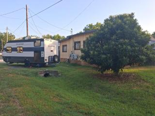Bungalow By the Bay 2 miles from Kemah Boardwalk - 5