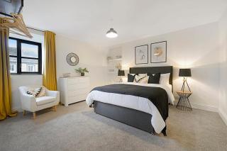 Detached three Bedroom Family Home Hot Tub Stay - 7