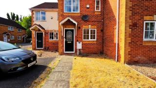 Bright and Modern 2BR House on Quiet Street - 9