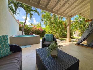 Gated 3 br Townhouse w plunge pool and beach access - 9