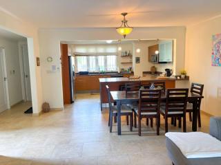 Gated 3 br Townhouse w plunge pool and beach access - 3