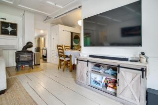 Access to Centerville's Resident Beaches! Cozy Gem - 4