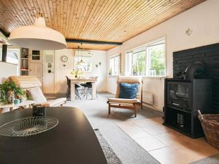 6 person holiday home in Blåvand - 1