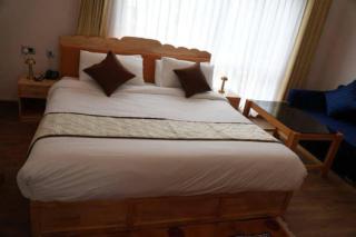 Lotus Hotel - 1