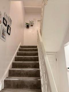Vale House - 6