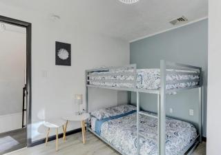 Modern 4 Bedroom Home with Sauna and Game Room in Gated Lake Community - 4