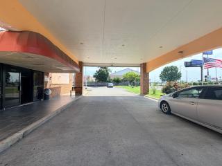 Extended Stay Inn & Suites Marion I-57 - 4