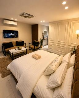 Modern Luxury Apartment Stay Islamabad Pool & Gym - 0