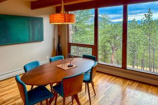 Chic Boulder Mountain Home w/ Hot Tub + Views - 1