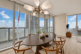 Water View 48th Floor - 2B2B - FREE Parking -Pool - 2