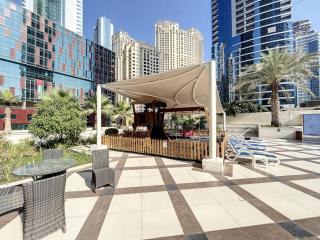 Vacationer Holiday Homes I Exquisite 1 Bed with Marina Views l Close to JBR Beach - Dubaï - 2