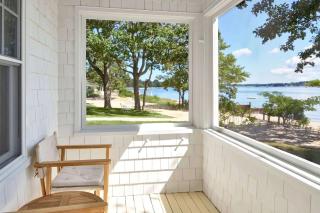 Silver Sands Motel & Beach Bungalows - 9