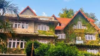 Grey Stone Hotel - 9