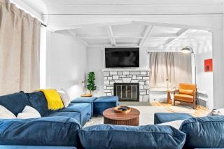 4BR Home, Game Room, Firepit Near University Cir - 2