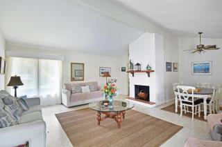 Seaview Cottage - 2