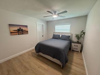 The Aviator - Pool Home Near SRQ & Ringling - 2
