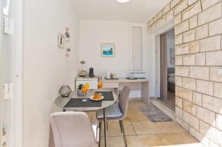 Apartments Juric 1 - 7