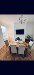 Luxury 2 bed house rawmarsh - 1